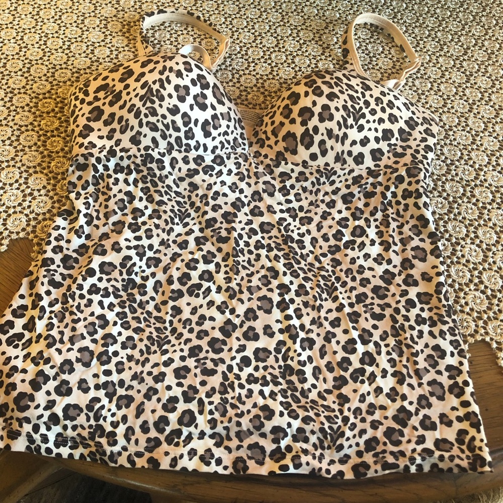 🎉HP🎉Sexy animal print Cami🌷